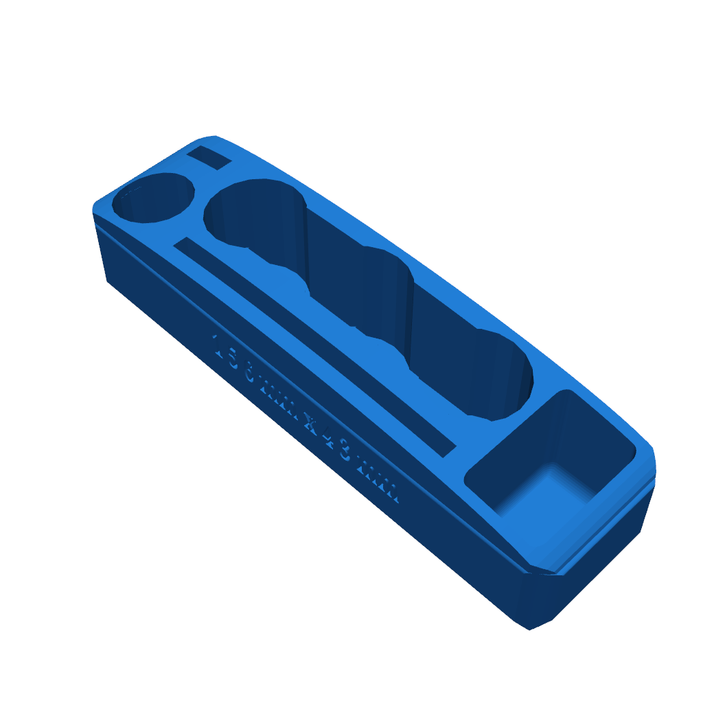 Пространство рядом с рычагом переключения автоматической трансмиссии