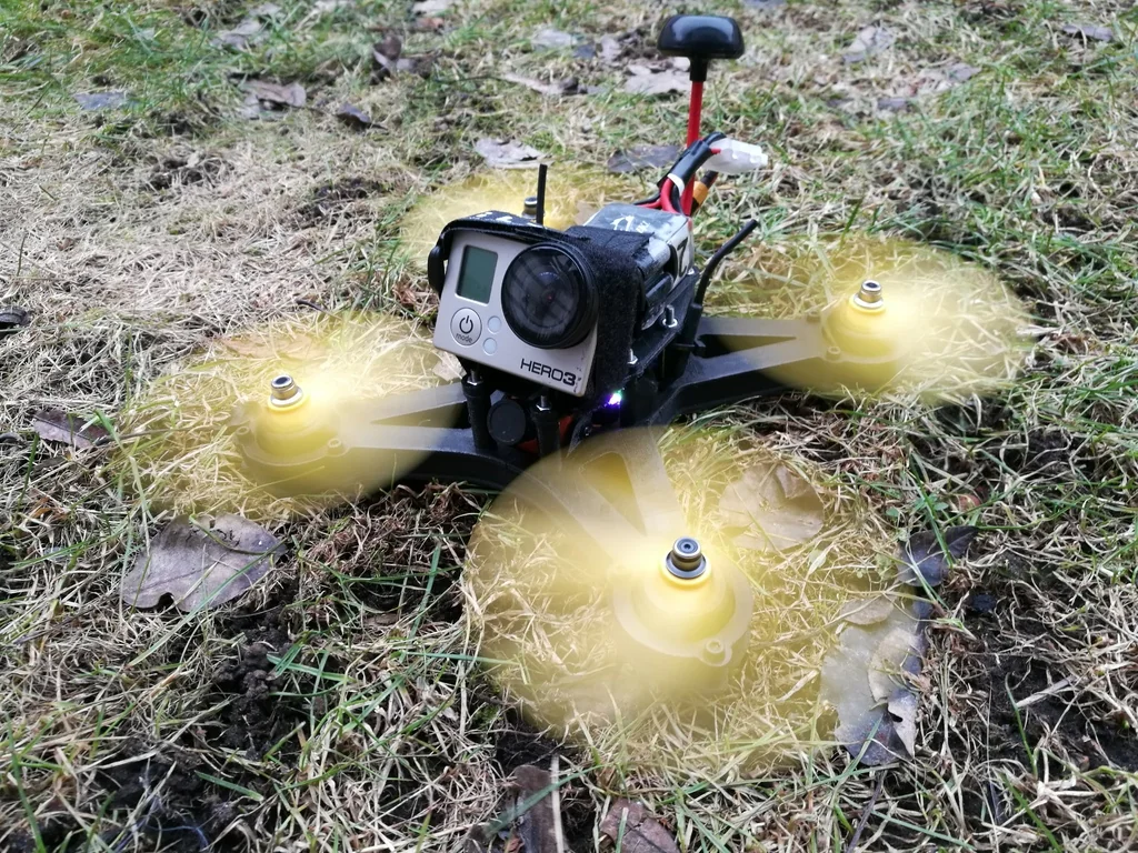 Мини-квадрокоптер OpenRC 220 FPV