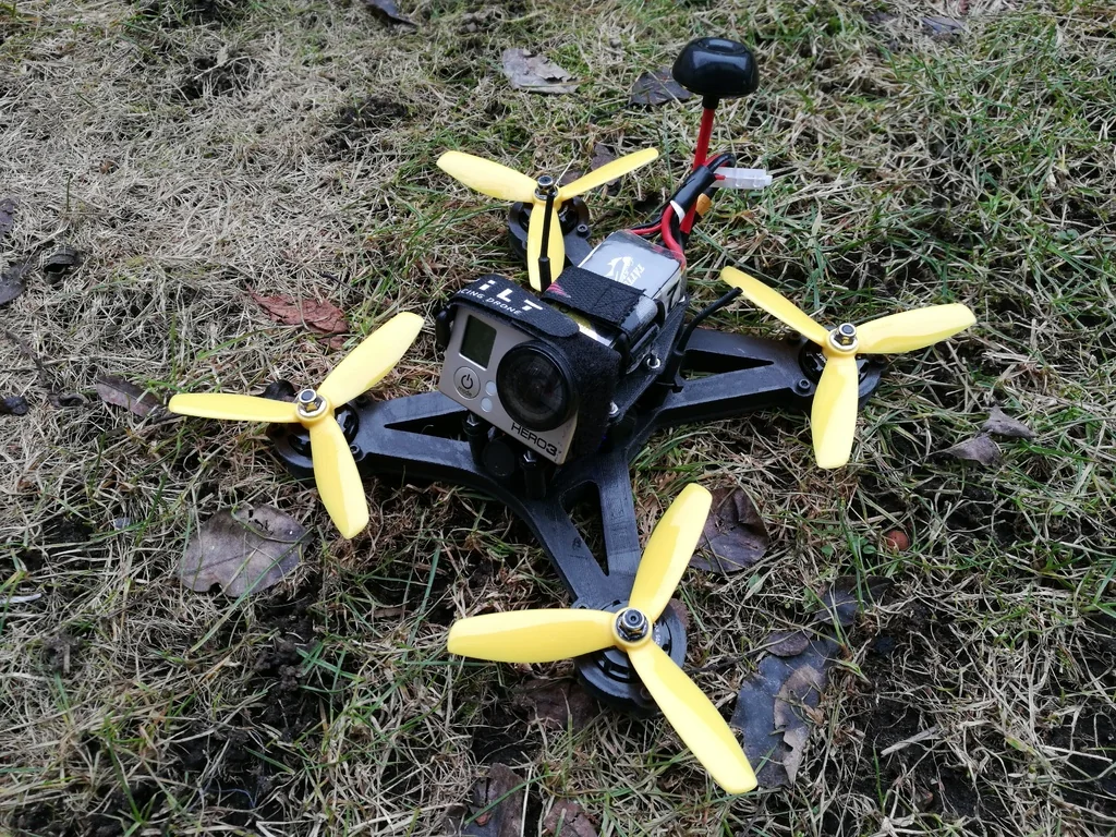 Мини-квадрокоптер OpenRC 220 FPV