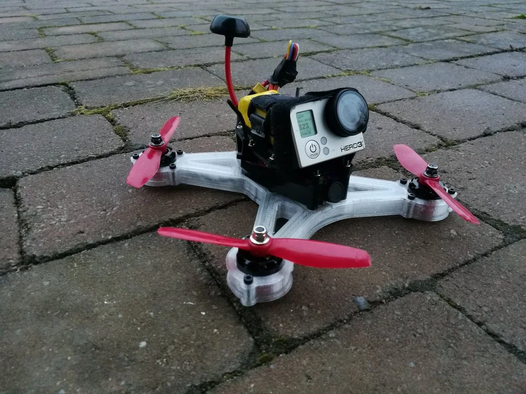 Мини-квадрокоптер OpenRC 220 FPV