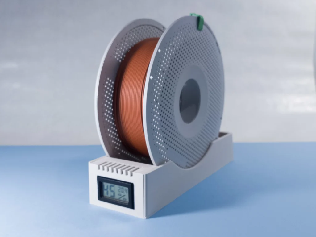 Держатель катушек с термометром и гигрометром