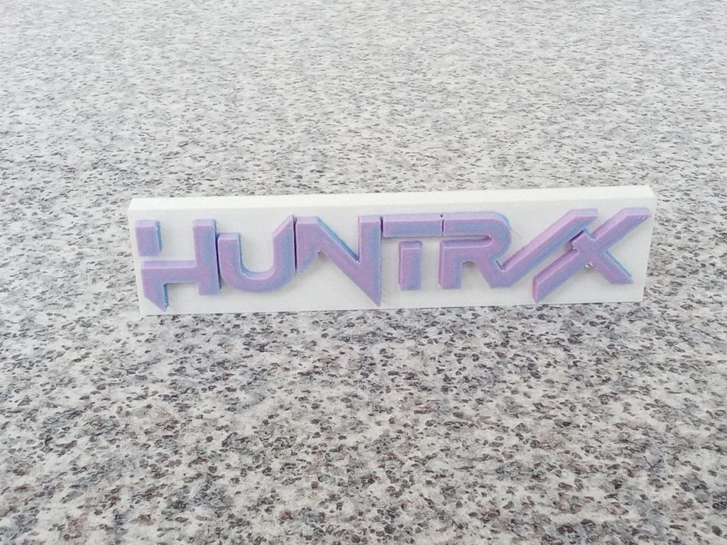 Логотип Huntr/x из K-Pop Demon Hunters