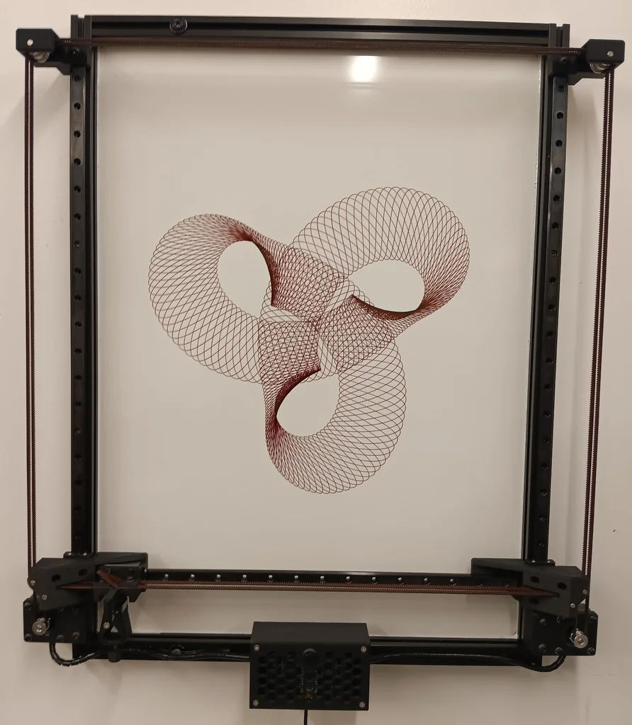 Циклоидный ручной плоттер