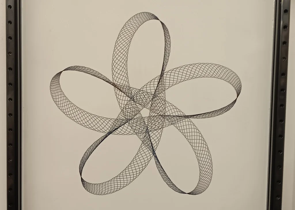 Циклоидный ручной плоттер