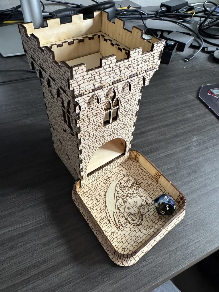 Башня для кубиков с жидким ядром