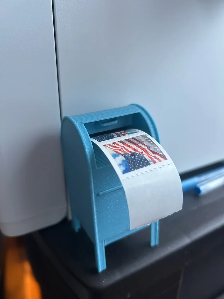 Диспенсер для марок почтового ящика