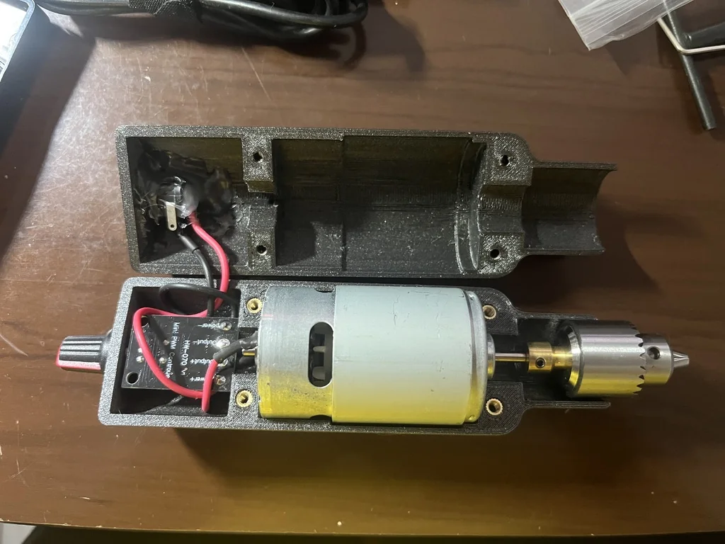 Мини-дрель с мотором 555