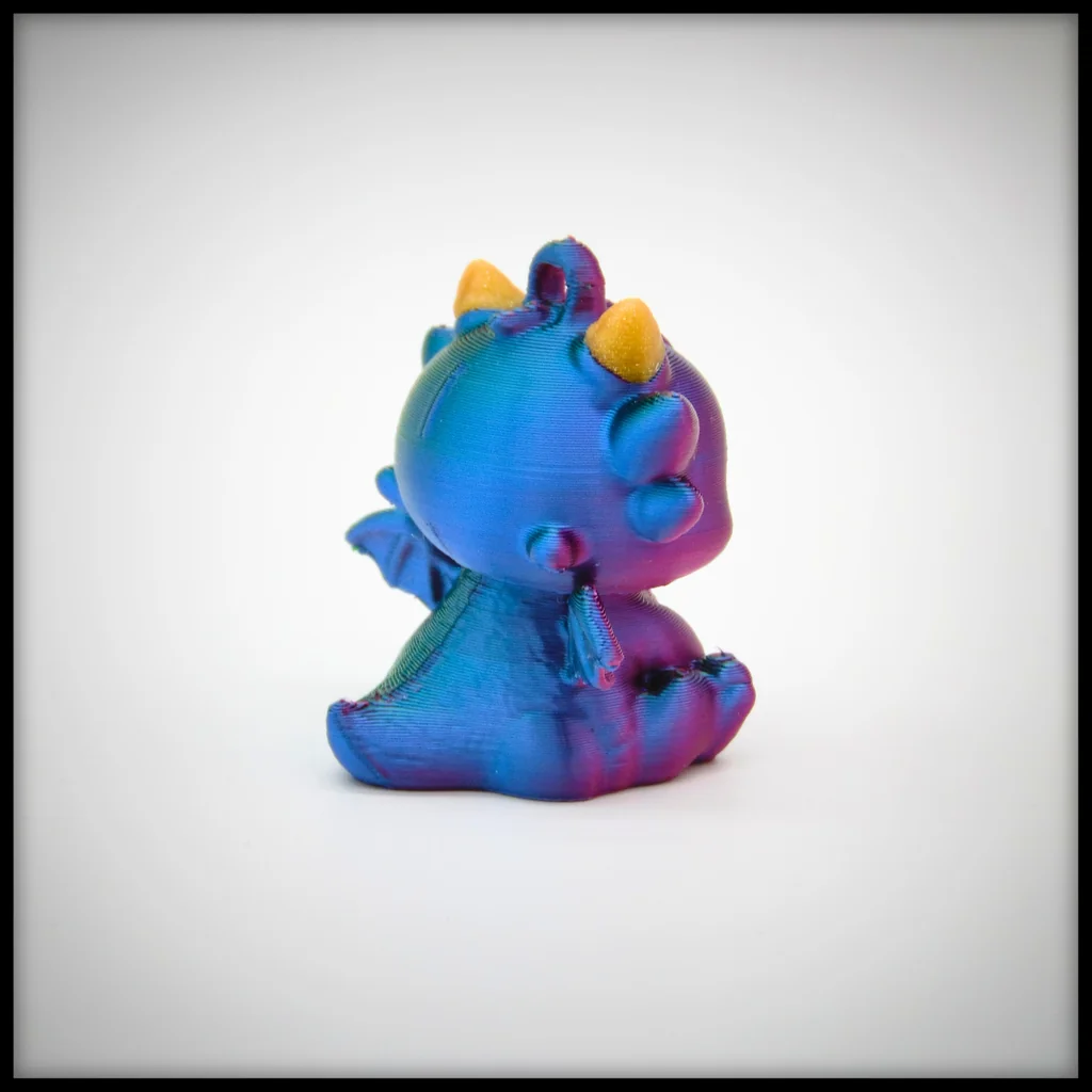 3D модель Милий брелок з дракончиком - фото 3