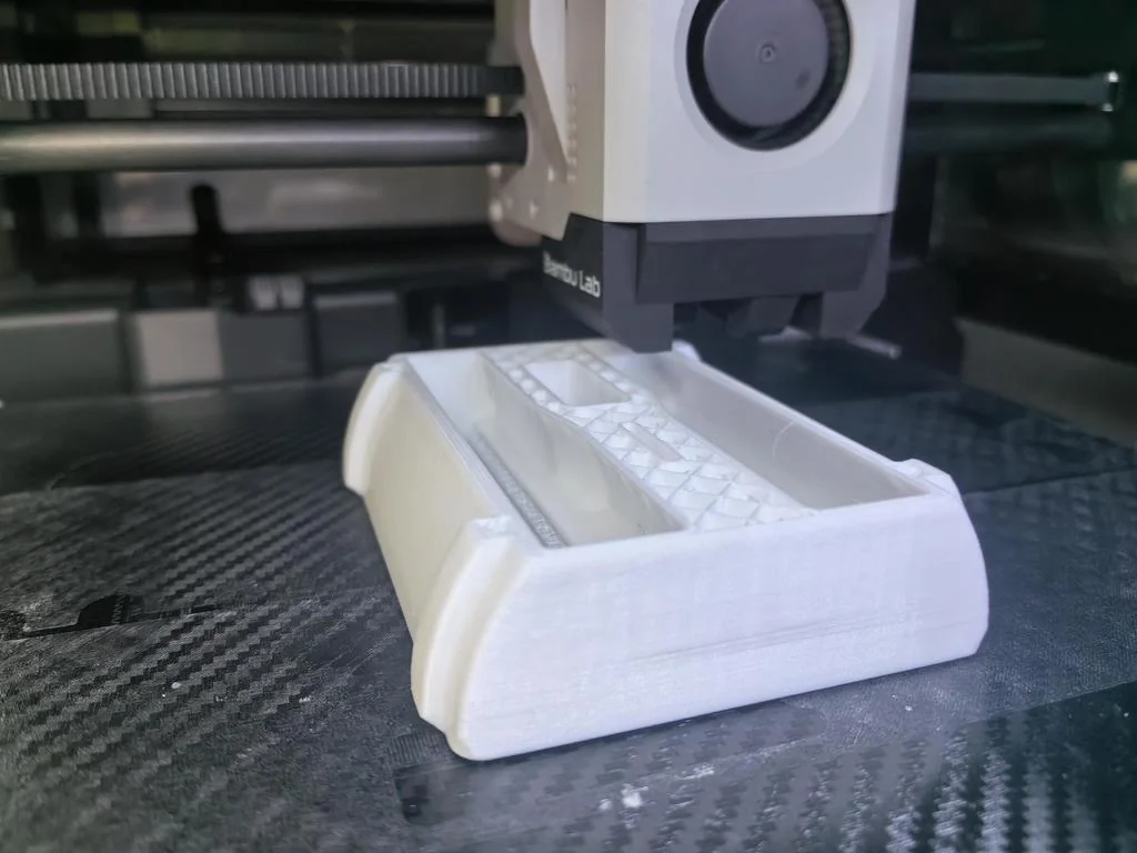 3D модель Snapmaker U1 Touchscreen Tilting Stand ±40° - фото 2