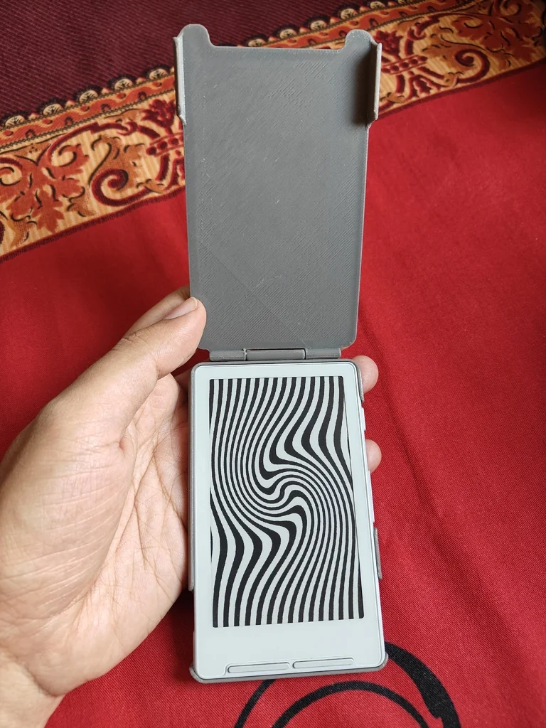 3D модель Захисний чохол для Xteink X4 з 360-градусним шарніром - фото 3