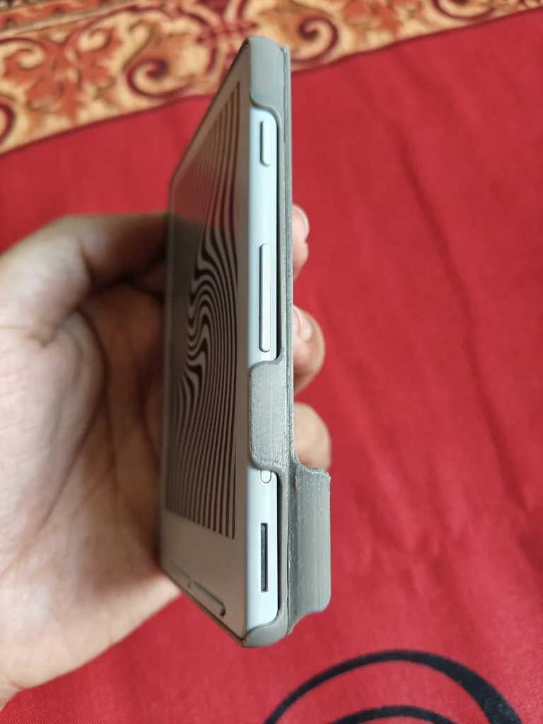 3D модель Захисний чохол для Xteink X4 з 360-градусним шарніром - фото 5