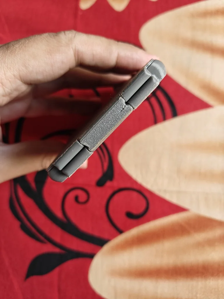 3D модель Захисний чохол для Xteink X4 з 360-градусним шарніром - фото 6