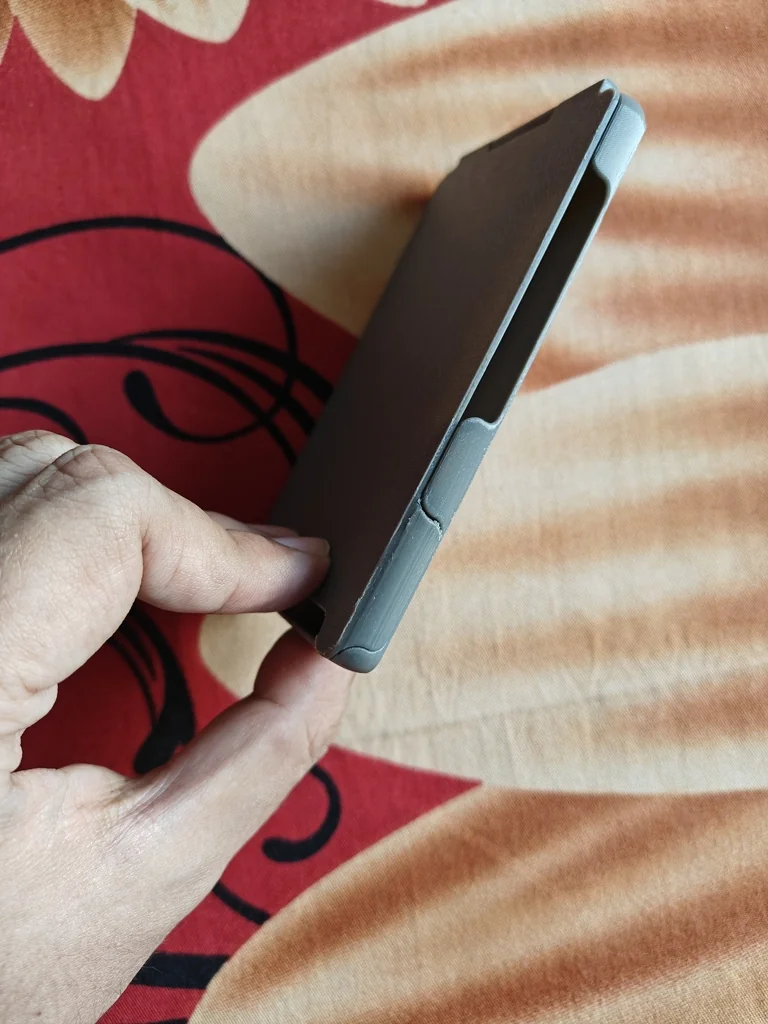 3D модель Захисний чохол для Xteink X4 з 360-градусним шарніром - фото 16