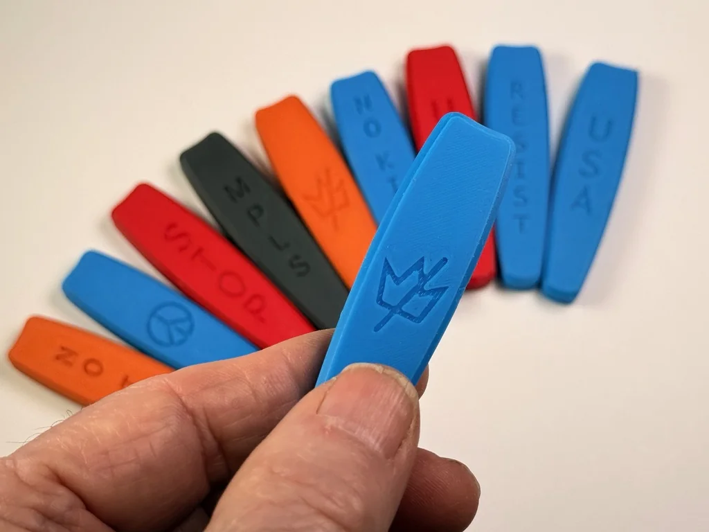 PROTEST Свистки для Протестов