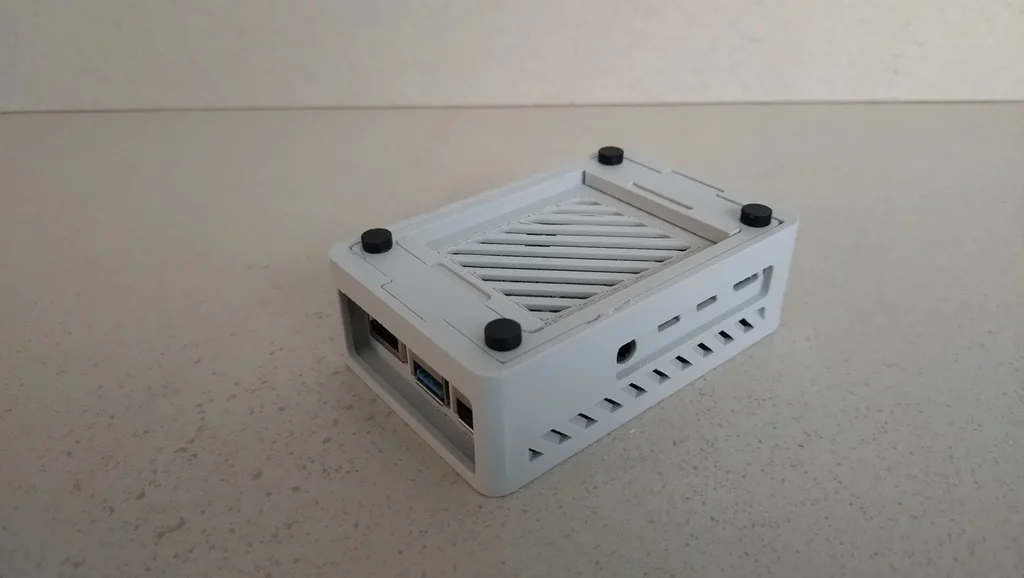 Корпус без винтов для Raspberry Pi 4B