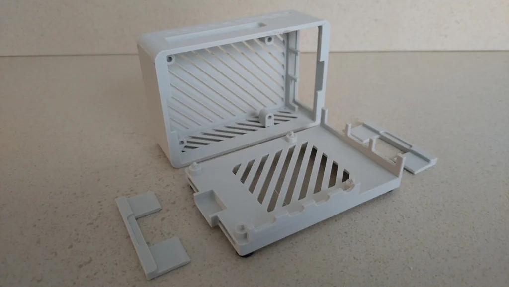 Корпус без винтов для Raspberry Pi 4B