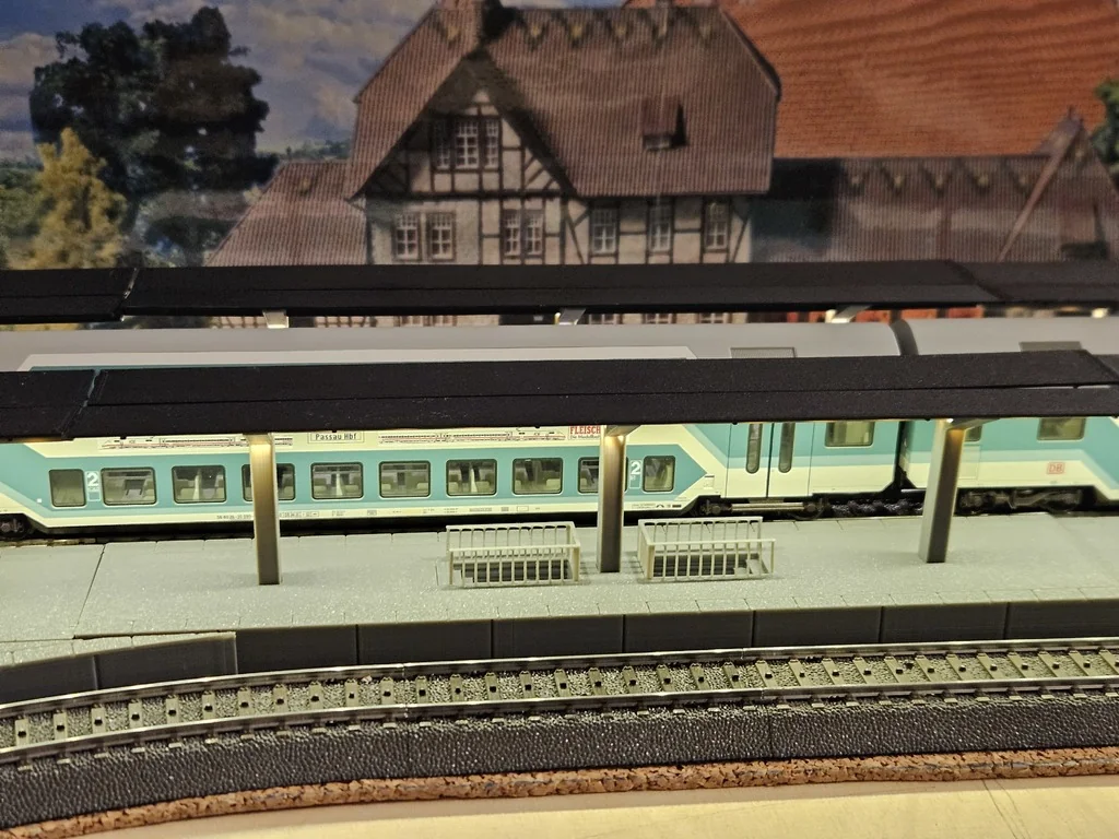 Платформа H0 с крышей и лестницей