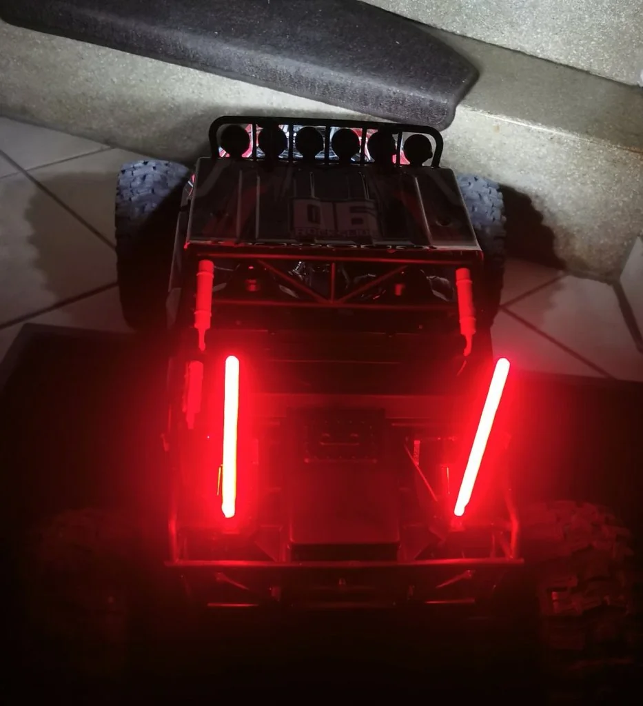 Модель світлового меча для RC-авто