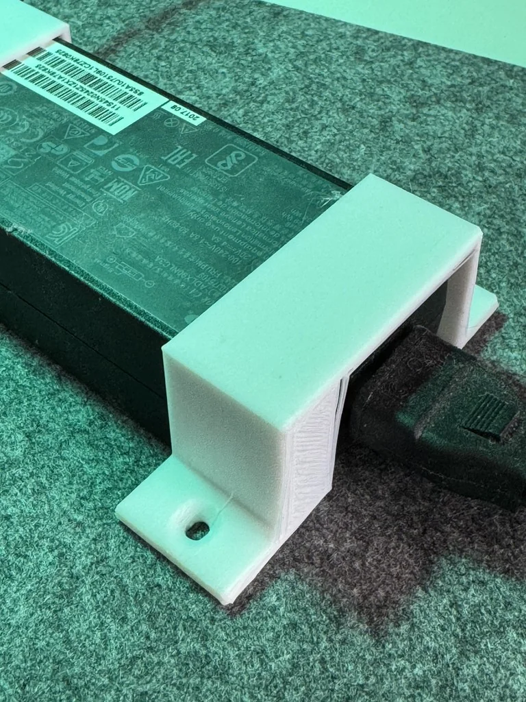 Держатель Lenovo Power Brick для док-станции ThinkPad USB-C Gen 2