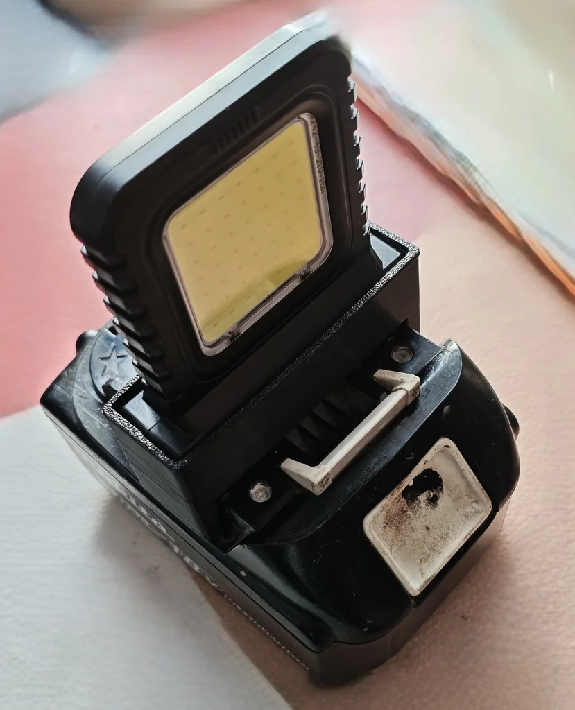 Держатель для LED-лампы