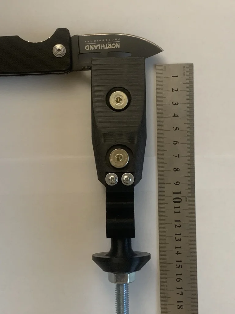 Модель для заточки ножей с улучшенной конструкцией