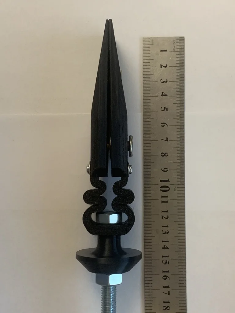 Модель для заточки ножей с улучшенной конструкцией