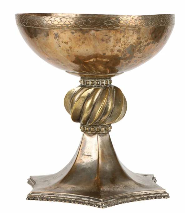 Святой Грааль из фильма «Эскалибур» 1981 года.