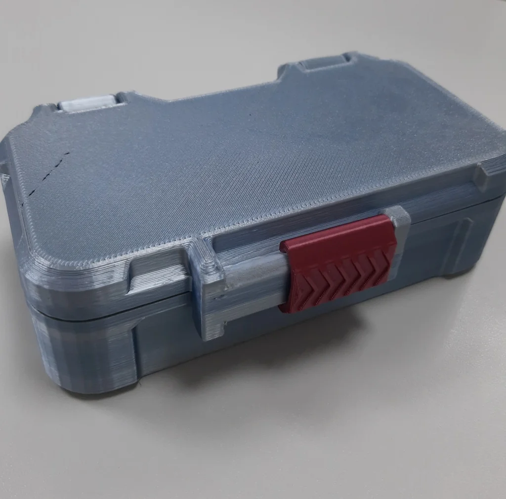 Коробка для сверл повышенной прочности