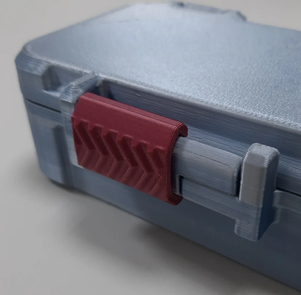 Коробка для сверл повышенной прочности