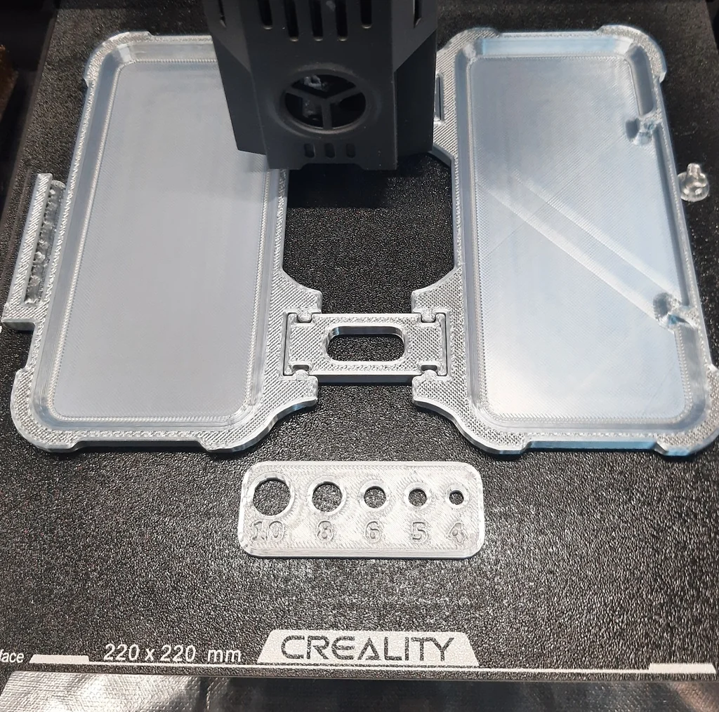 Коробка для сверл повышенной прочности