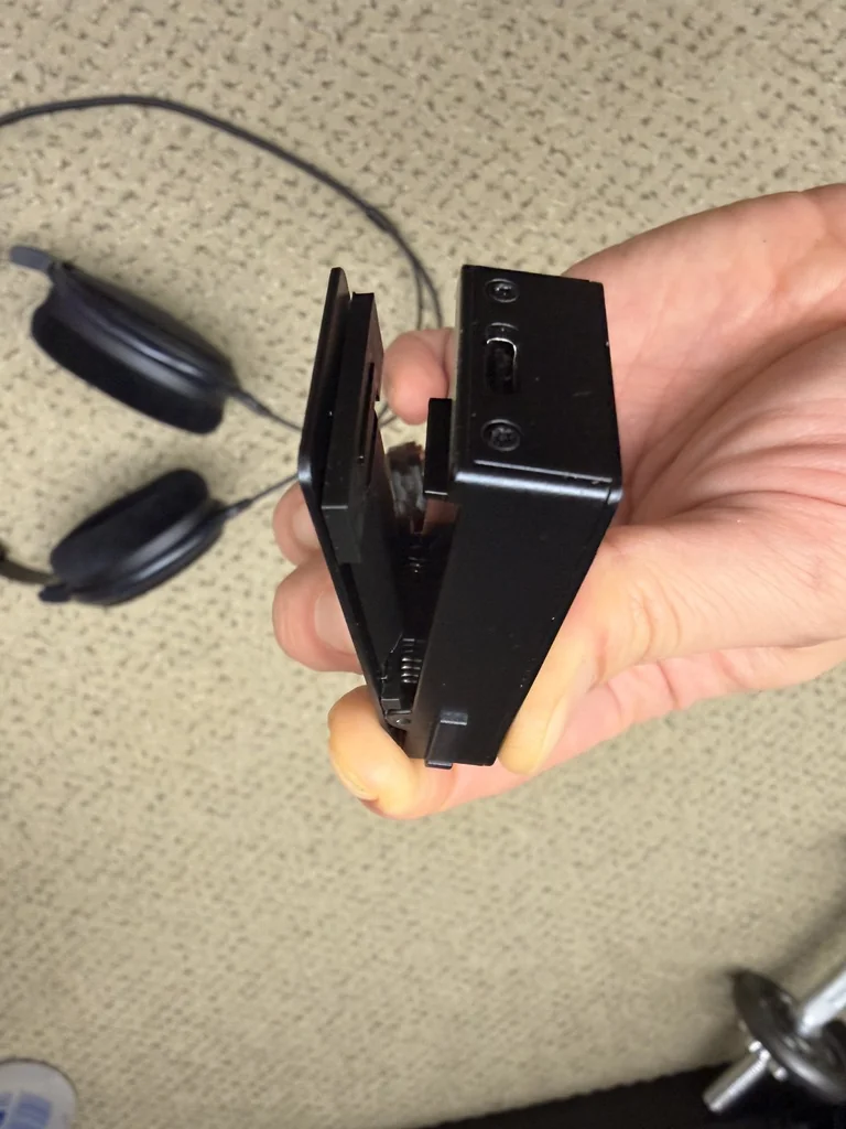 3D модель Крепление Qudelix 5K для наушников Sennheiser HD 6XX - фото 7