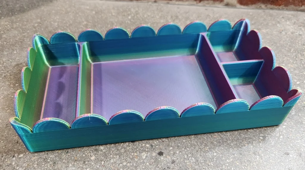 Зубчатый поднос с разделителями