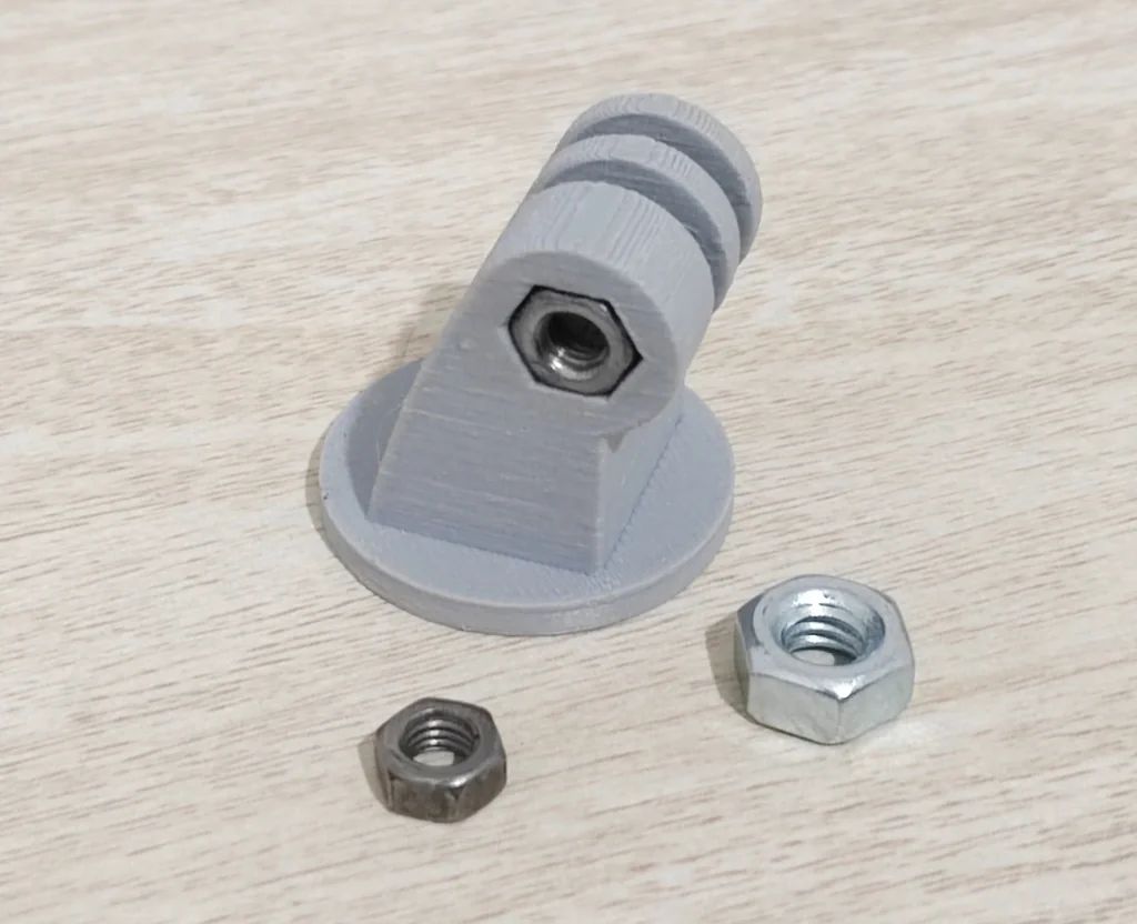 Адаптер для крепления экшн-камеры