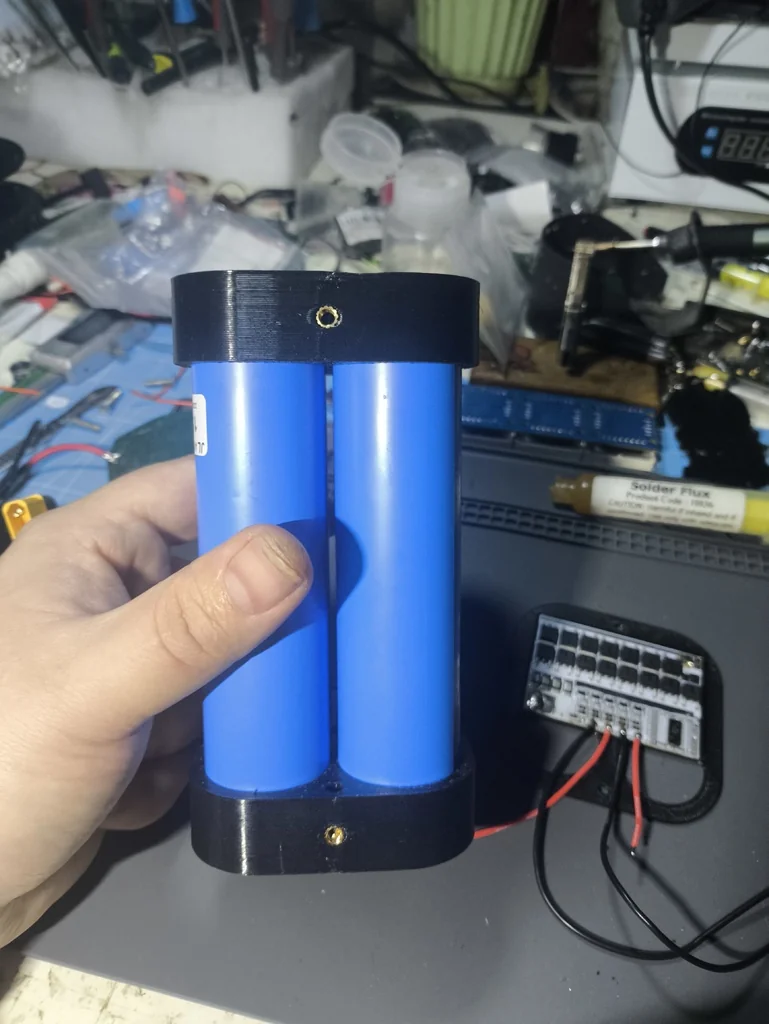 3D модель DIY 65W 33140/C33 Powerbank Case - фото 7