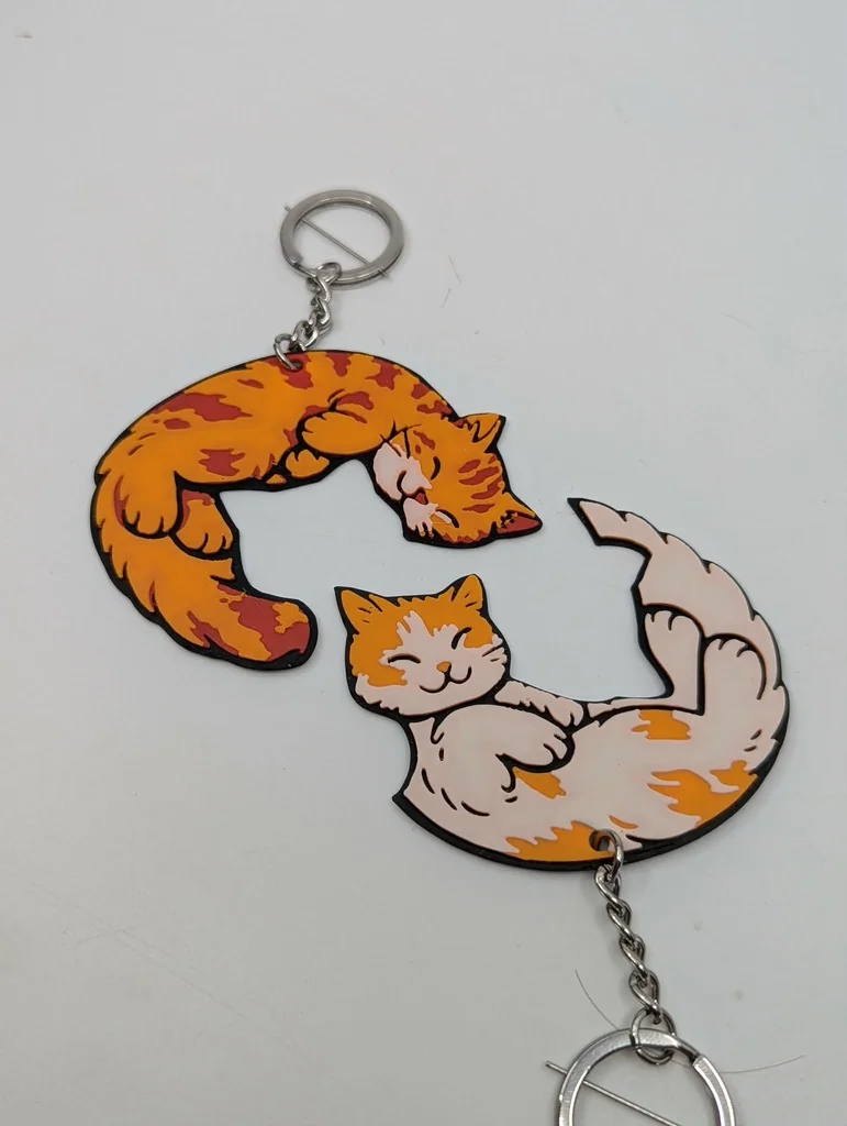 3D модель Набір брелків зі сплячими кішками – Інь та Ян - фото 4