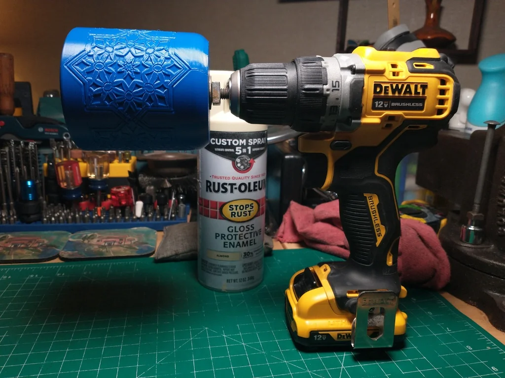 Шейкер для аэрозольной краски