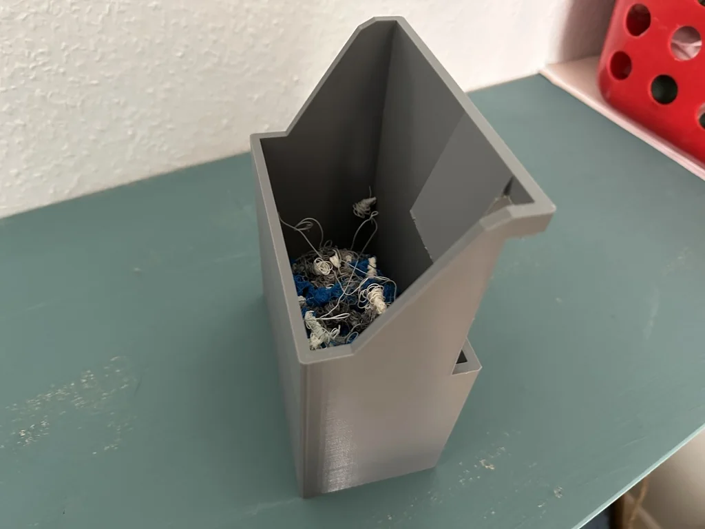 3D модель Слайд для отходов для Anycubic Kobra S1 - фото 3