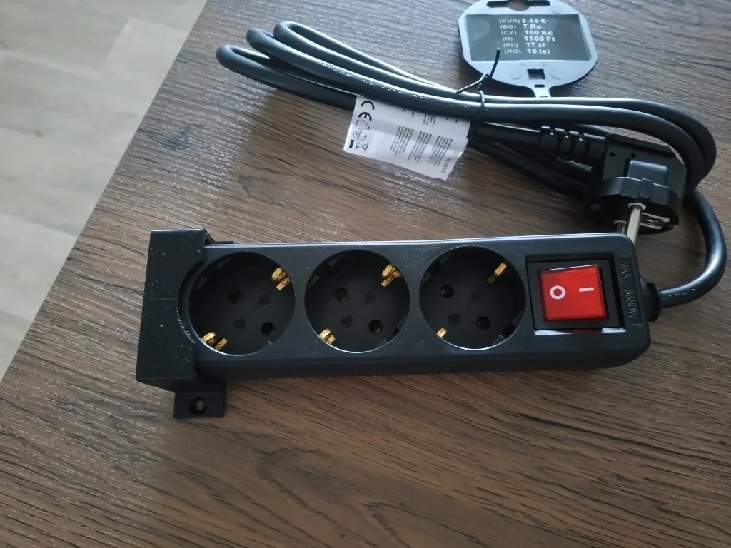 3D модель Тримач для подовжувачів Powerstrip для elta - фото 1