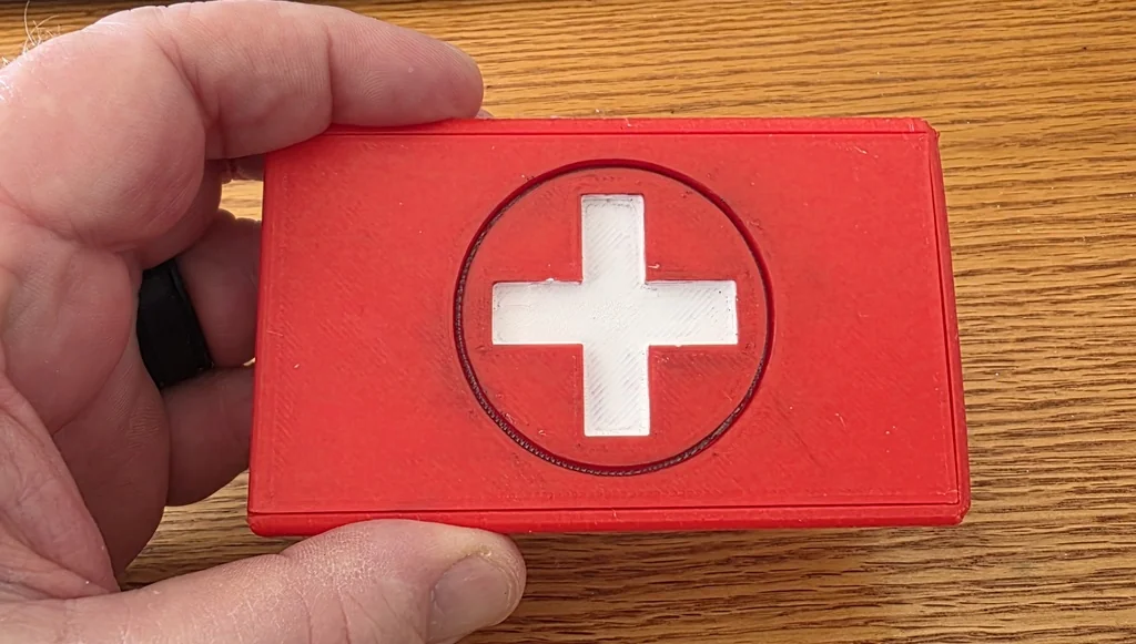 3D модель Персональна аптечка першої допомоги - фото 3