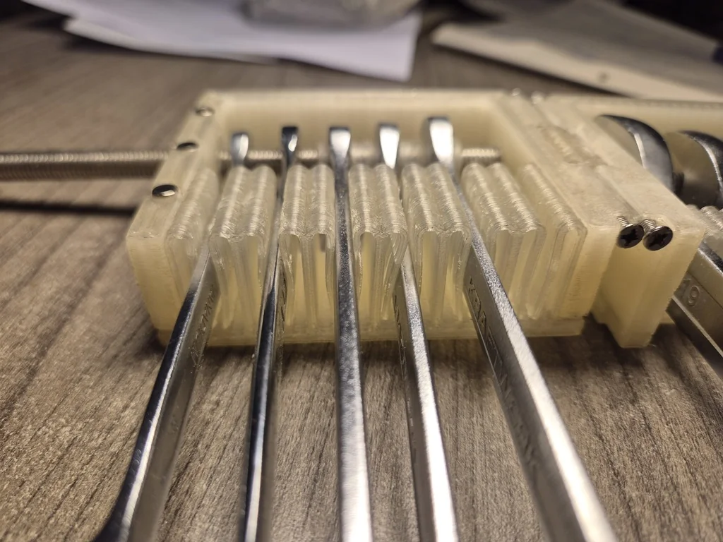 3D модель Портативный держатель для гаечных ключей (метрические 8-19 мм) - фото 3