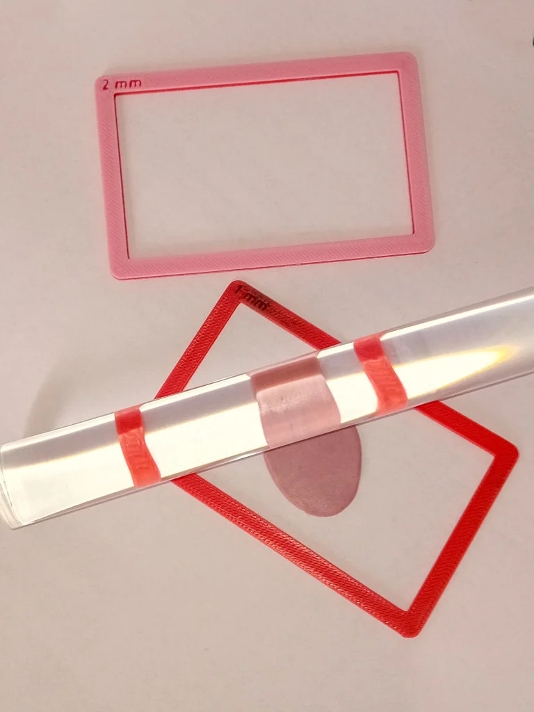 3D модель Рамка для толщины полимерной глины (формат кредитной карты) - фото 1