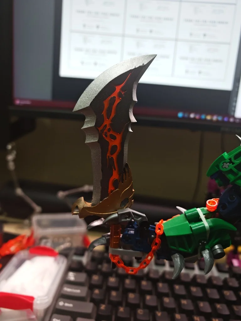 3D модель Модель Bionicle Blades of Chaos (God of War) с эффектом магмы - фото 2