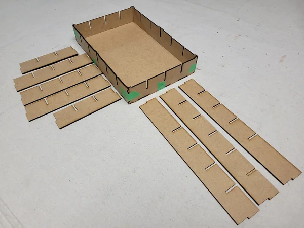 3D модель Модель: Коробка для хранения миниатюр и деталей - фото 2