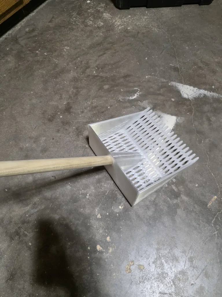 3D модель Совок для курячого калу - фото 2