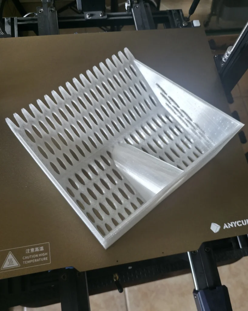 3D модель Совок для курячого калу - фото 4