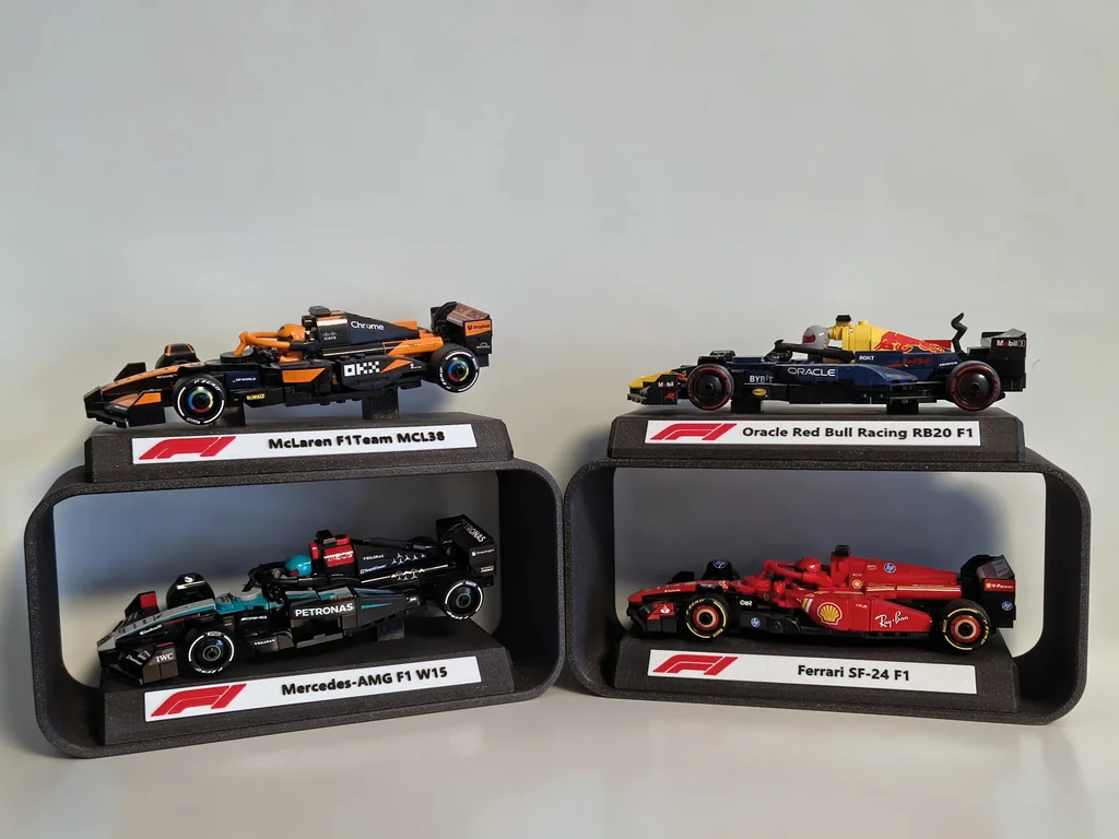 Подставка для моделей Lego F1