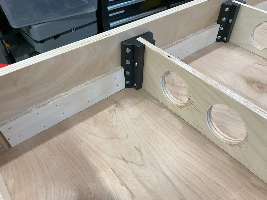 4-дюймовый плоский внутренний кронштейн под углом 90 градусов