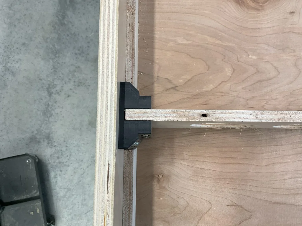 4-дюймовый плоский внутренний кронштейн под углом 90 градусов