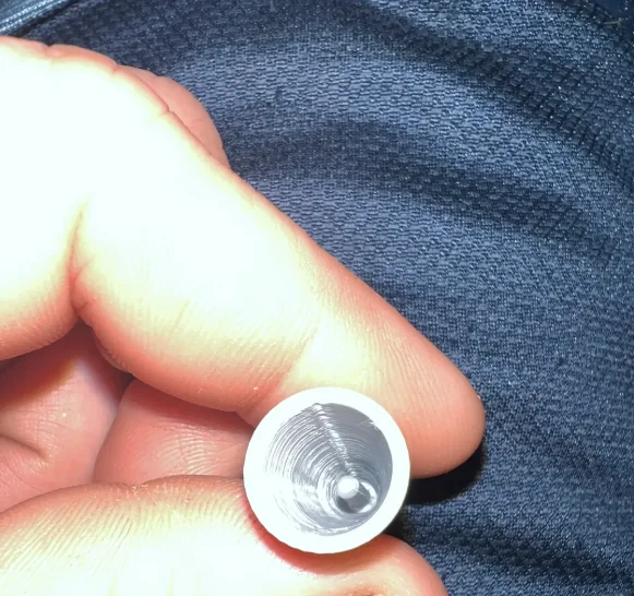 3D модель Крышка для тюбиков герметика - фото 2