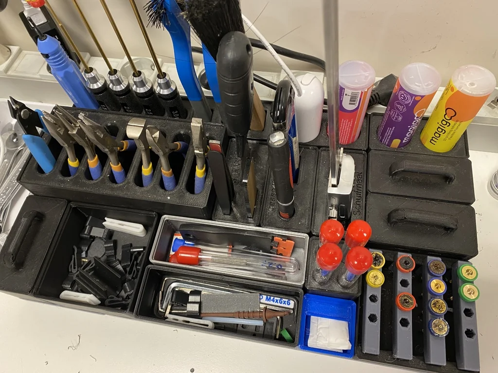 Модульные держатели инструментов Gridfinity